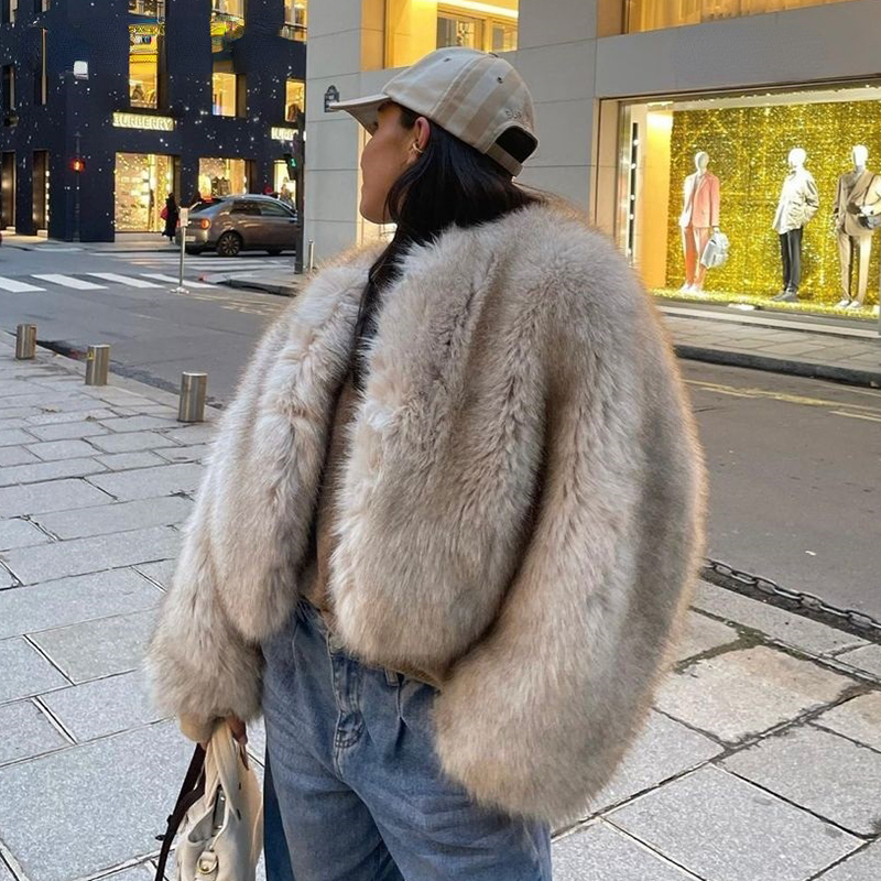 Iconic Street Fashion Week Lux - Street Fashion Week incelemesi ve fiyatı