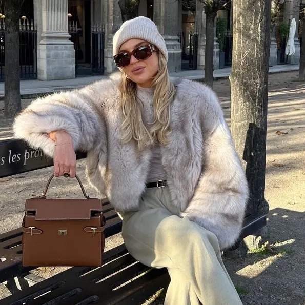 Winter 2026 Hot Cool Girls Flu - Street Fashion Week incelemesi ve fiyatı