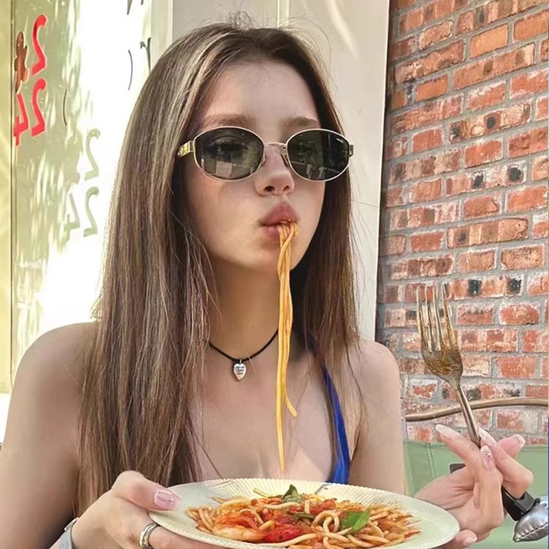 Korea New Oval Alloy Sunglasse - Street Fashion In Korea incelemesi ve fiyatı